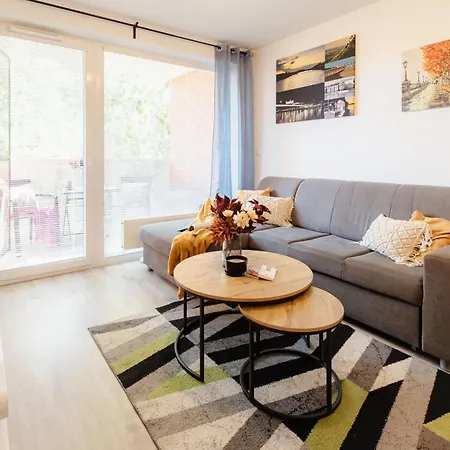 Luzna With Balcony And Parking *